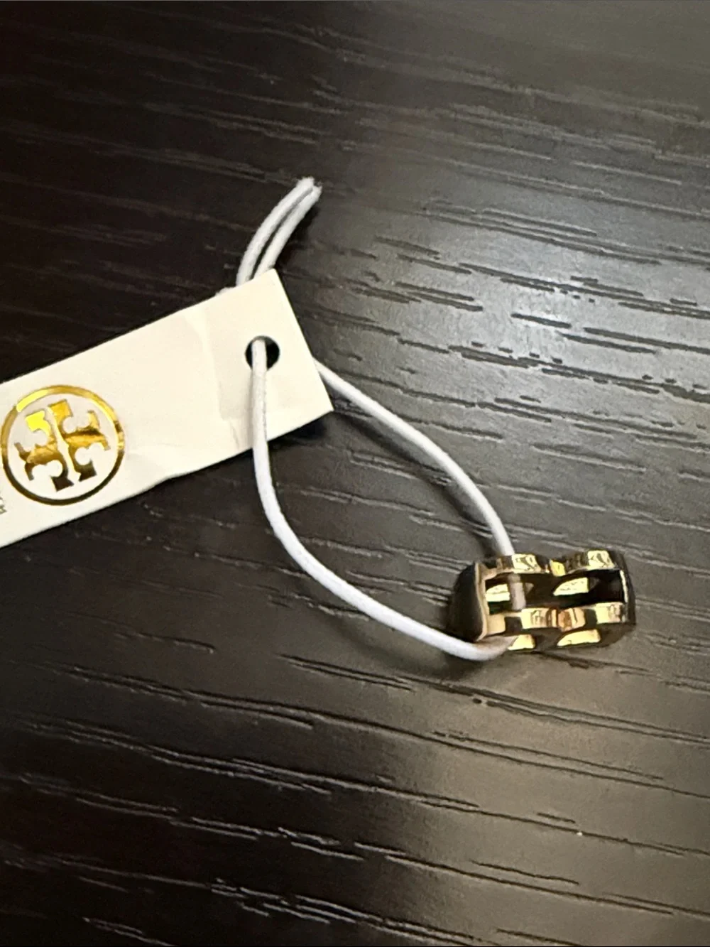 Tory Burch NWT Gold Tone Monogram Initial B Charm Pendant 11158902 OS
